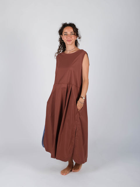 Abito Ginevra rosso argilla